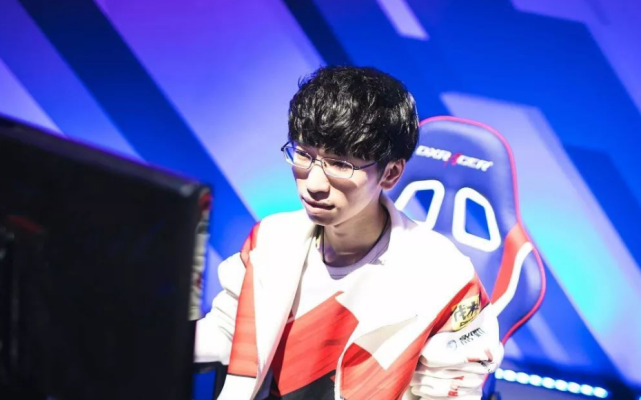 牌游戏已成 牌游戏已成